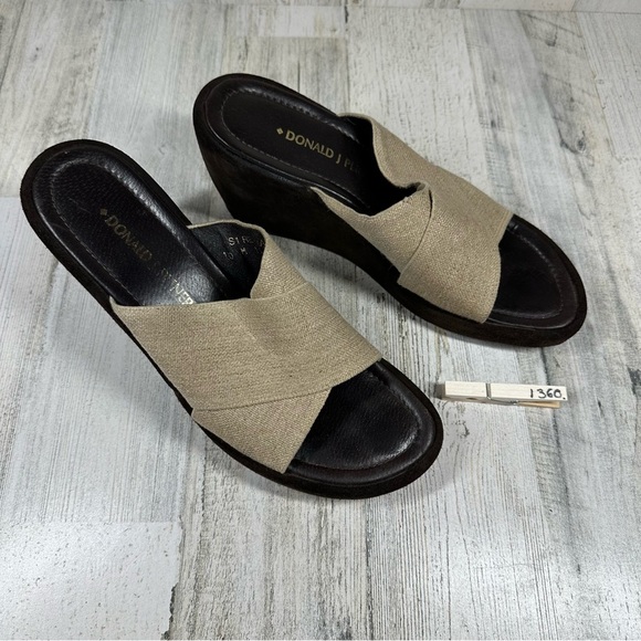 Donald J. Pliner Reyna Tan Linen Wedge Sandals #1360 - Picture 4 of 12